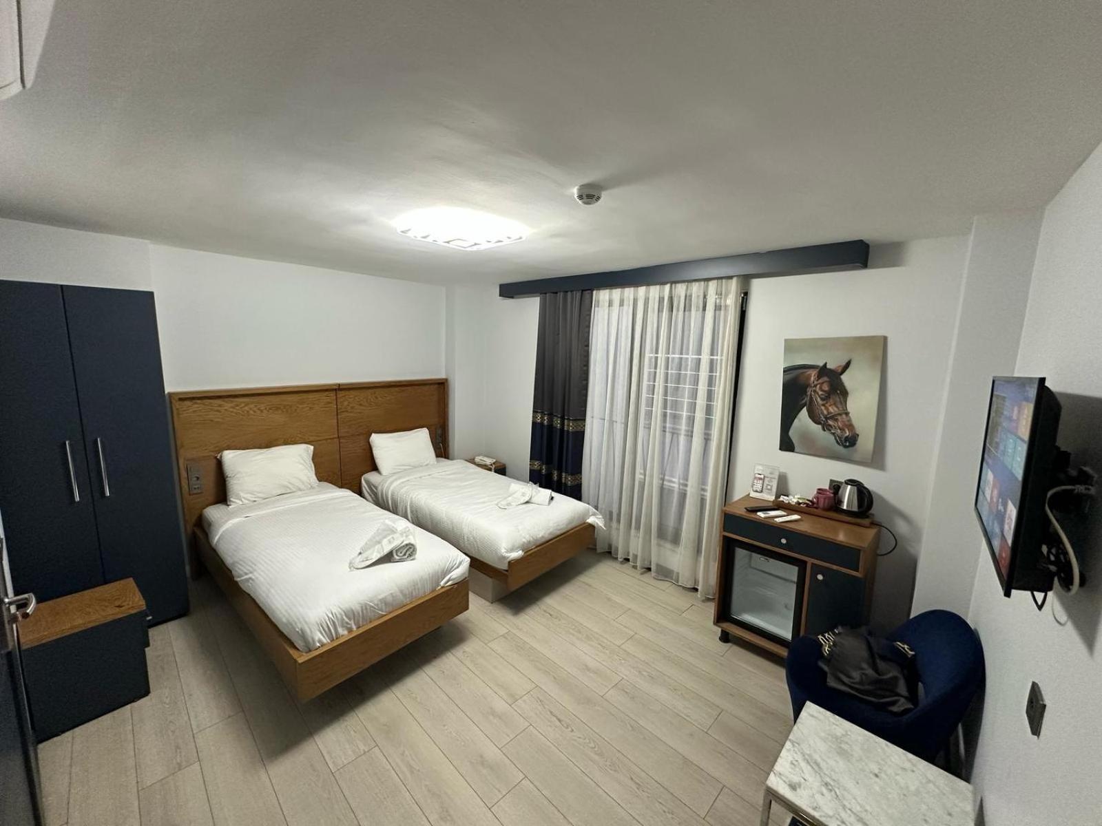 Vama Otel Taxim Istanbul Bagian luar foto